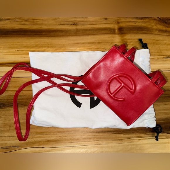 Small Telfar - Picture 4 of 6